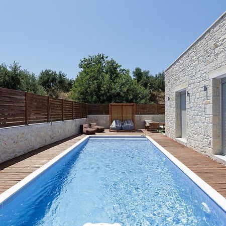 Villa Vera - With Private Heated Pool & Jacuzzi Pangalochori Exterior photo