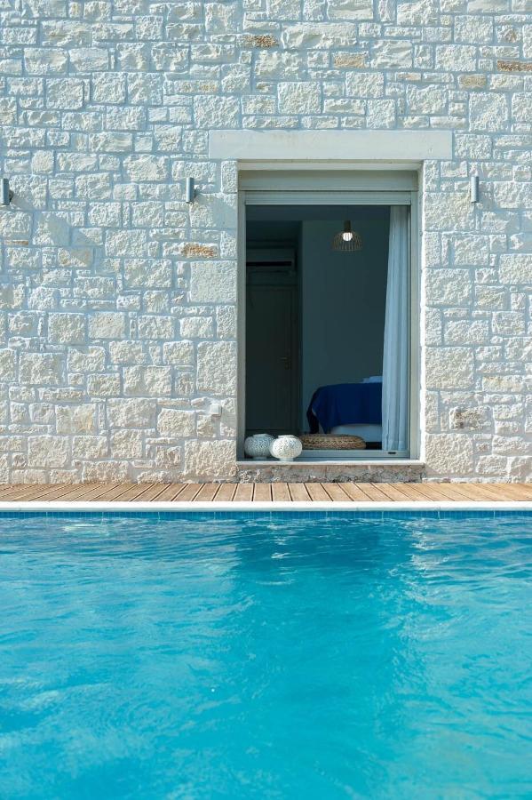Villa Vera - With Private Heated Pool & Jacuzzi Pangalochori Exterior photo