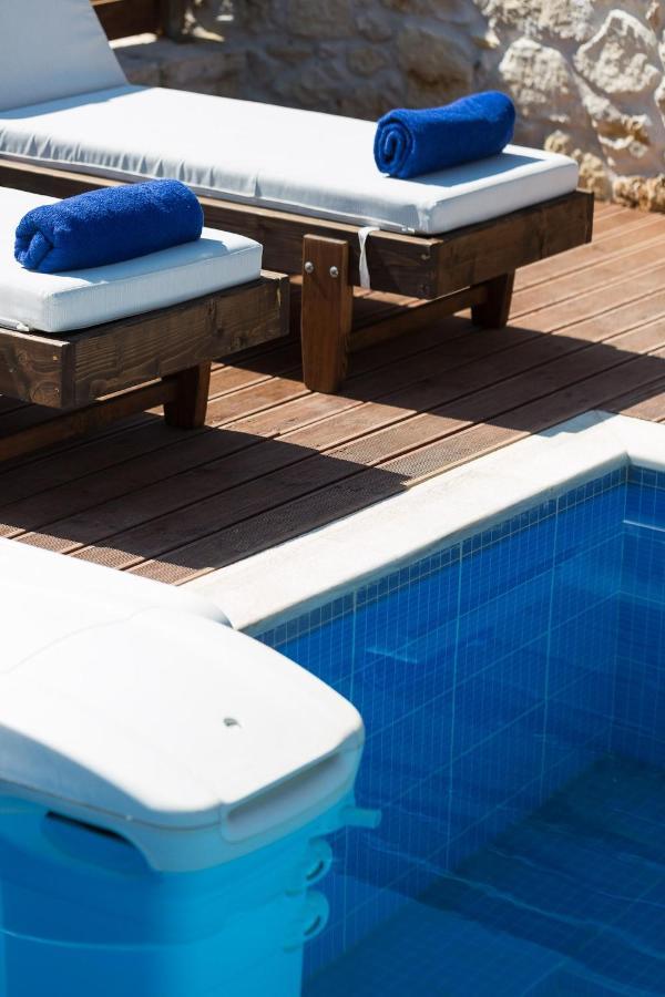 Villa Vera - With Private Heated Pool & Jacuzzi Pangalochori Exterior photo